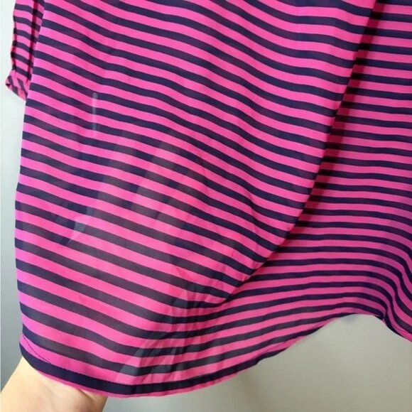 Banana Republic size M Pink and Black Striped Sheer 3/4 sleeve button up blouse - Picture 3 of 7